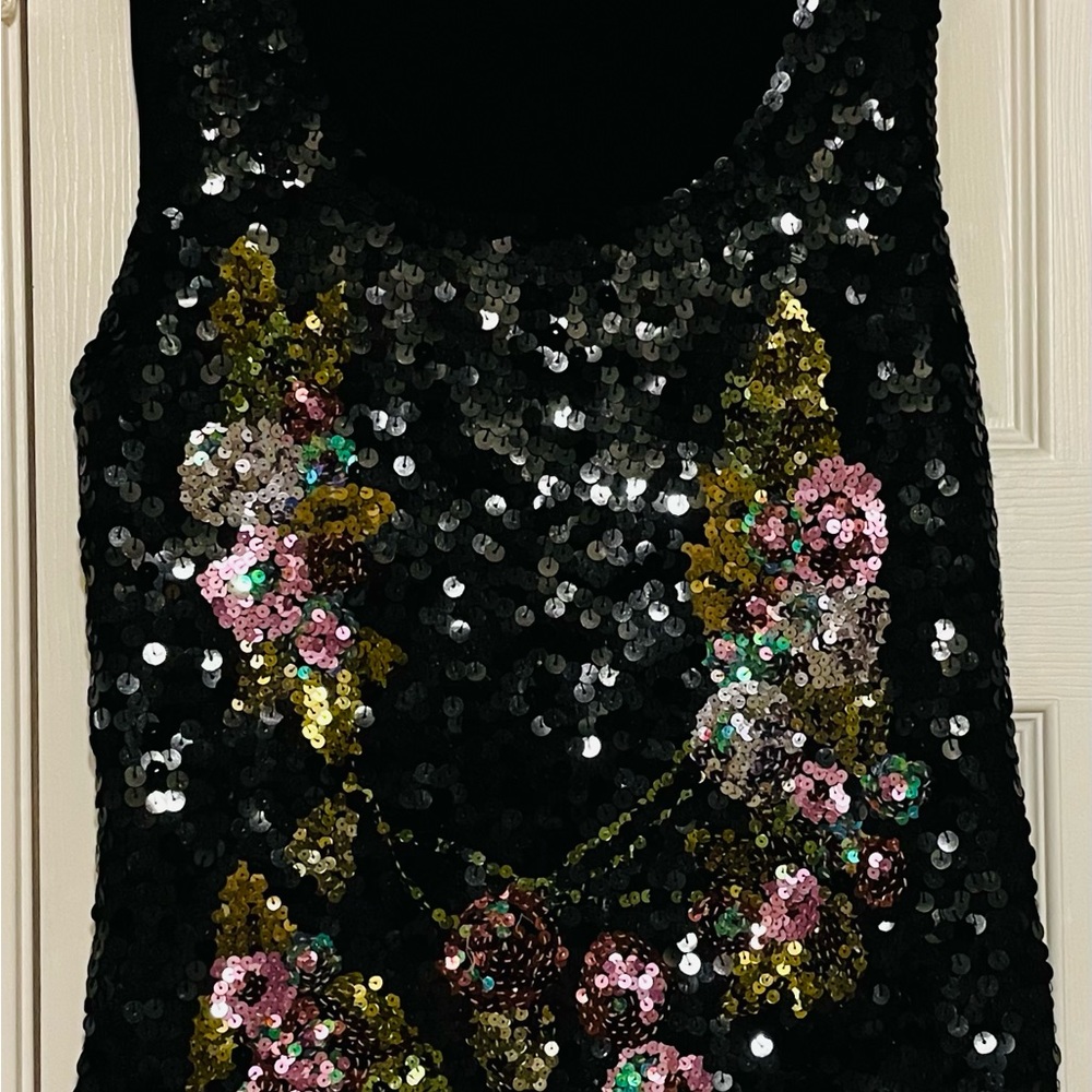 Michelle Nicole Small Beautiful Sleeveless Sequin Black Top EUC - Picture 6 of 8